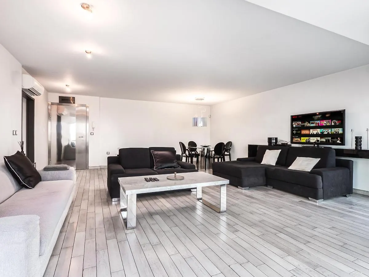 Center Square Vitosha Blvd Panorama Apartment Sofia Bulgaria